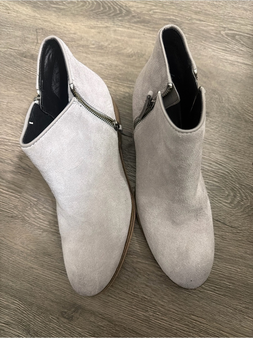Cole Haan Gray Suede Ankle Boots Side Zip Block Heel Women’s 7B - Picture 4 of 9